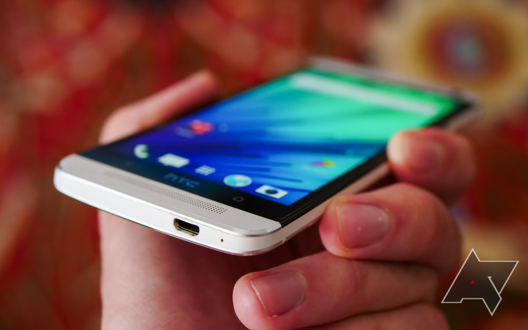 Cái thời mà đến Samsung còn bị chê xấu, vẻ đẹp của HTC One M7 như "chấp hết tất cả": 11 năm vẫn đẳng cấp - Ảnh 2