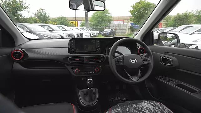 "Hyundai Grand i10 phiên bản SUV" về đại lý: Sở hữu thiết kế ấn tượng cùng nhiều trang bị vượt trội, giá chỉ 237 triệu đồng - Ảnh 5