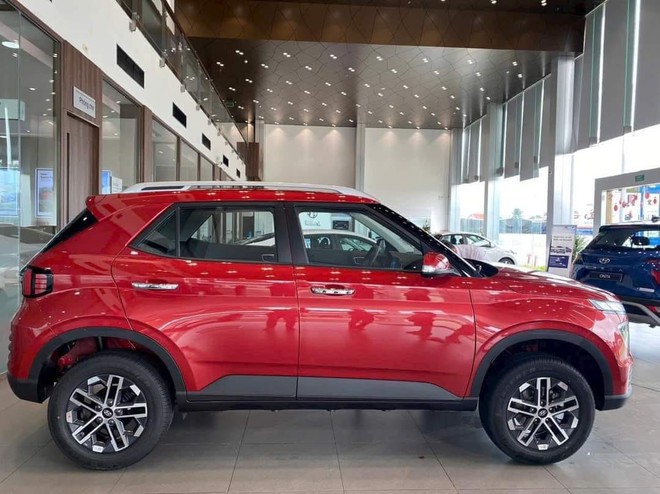 Hyundai Venue giảm giá kép tại đại lý: Bản ‘base’ còn 485 triệu, đấu Raize bằng giá rẻ nhất phân khúc - Ảnh 4