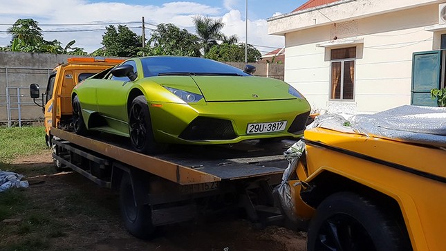 Vì sao Quảng Bình tiêu hủy 2 siêu xe Lamborghini và G63 AMG? - Ảnh 1