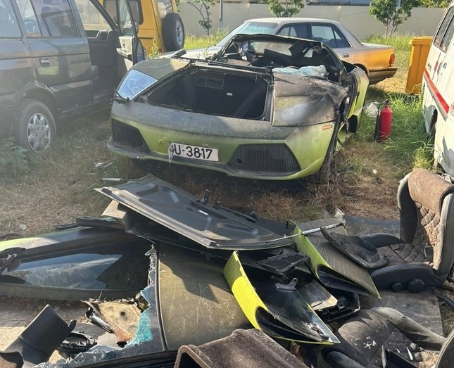Vì sao Quảng Bình tiêu hủy 2 siêu xe Lamborghini và G63 AMG? - Ảnh 5