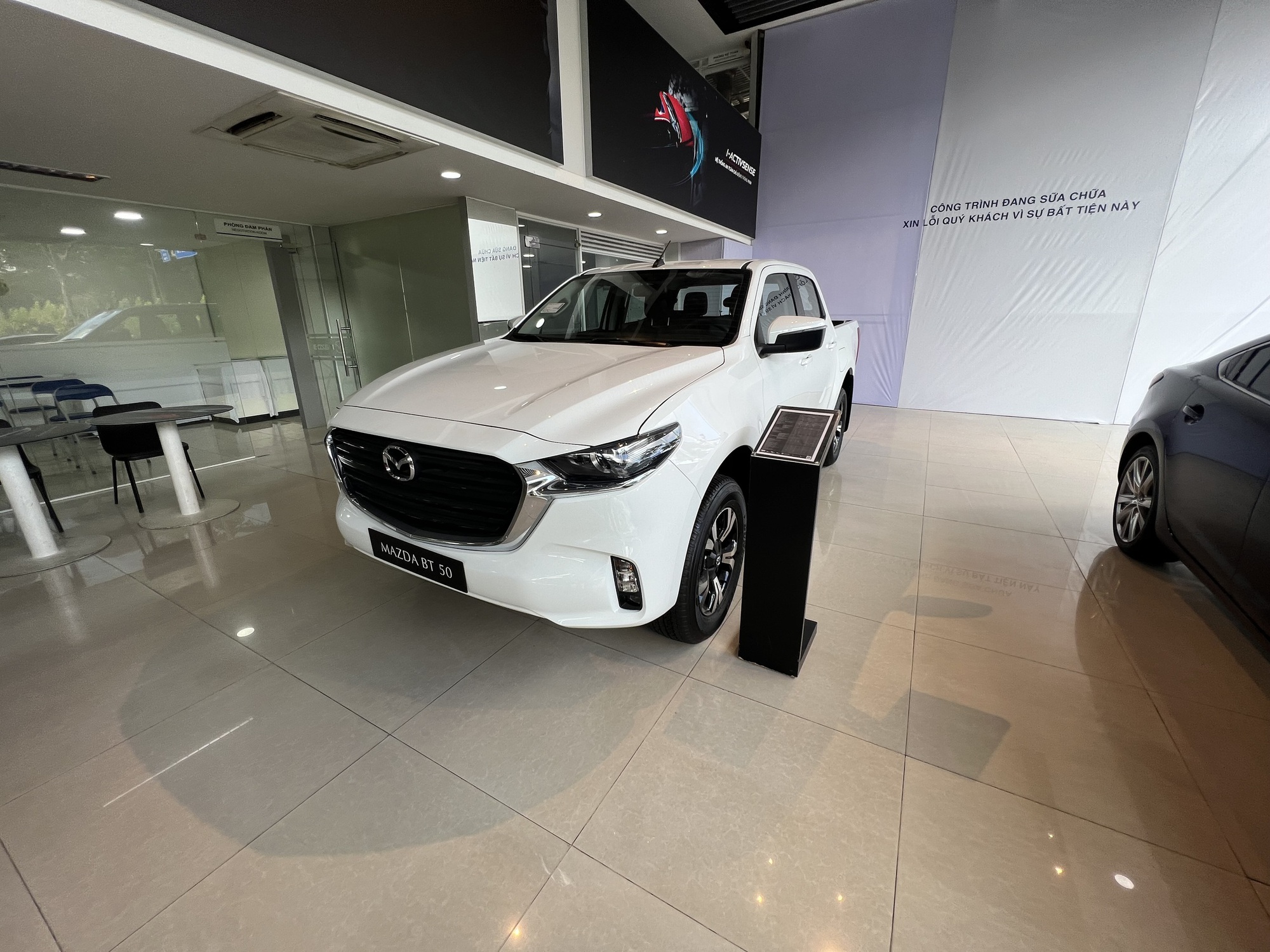 Hàng loạt mẫu xe hơi ăn khách âm thầm rút khỏi thị trường Việt Nam, vì sao? - Ảnh 3