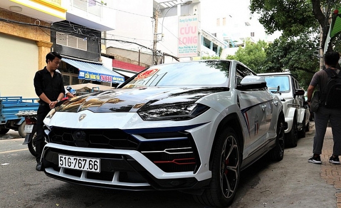 Ngắm lại loạt siêu xe rước dâu của 3 thiếu gia ngành nhựa đình đám nhất Việt Nam: Nhà hào môn đúng là không làm ta thất vọng! - Ảnh 8