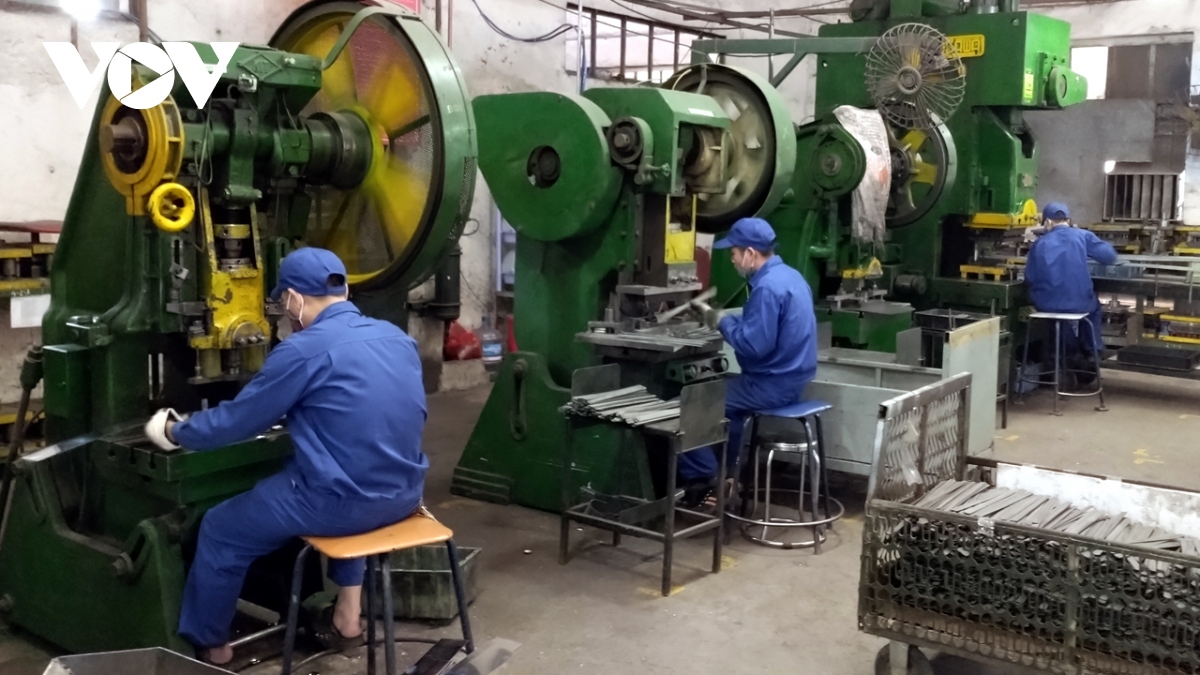 Thép nhập khẩu giá rẻ vẫn tăng, doanh nghiệp nội có nguy cơ mất thị trường - Ảnh 2