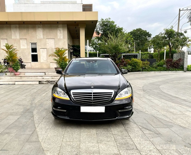 14 năm chạy 123.000km, Mercedes-Benz S 63 từ 12 tỉ nay rao 799 triệu đồng, ngang Mazda6 'đập hộp' - Ảnh 2