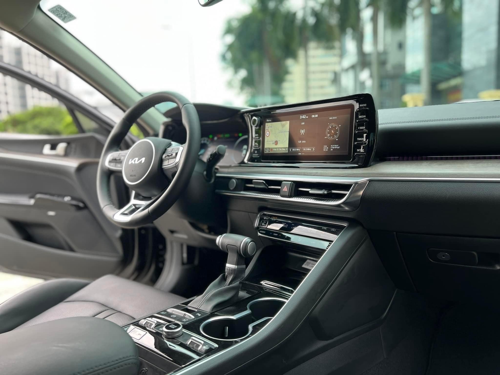 Kia K5 giảm giá tới 50 triệu tại đại lý: Bản ‘base’ còn gần 810 triệu, rẻ hơn nhiều Camry nhưng vẫn đắt hơn Mazda6 - Ảnh 6