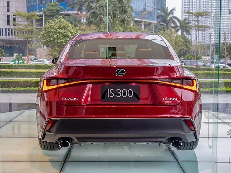 Lexus IS rút khỏi Việt Nam sau chưa đầy 4 năm ra mắt bản mới, nhường đất diễn cho C-Class, 3-Series - Ảnh 5