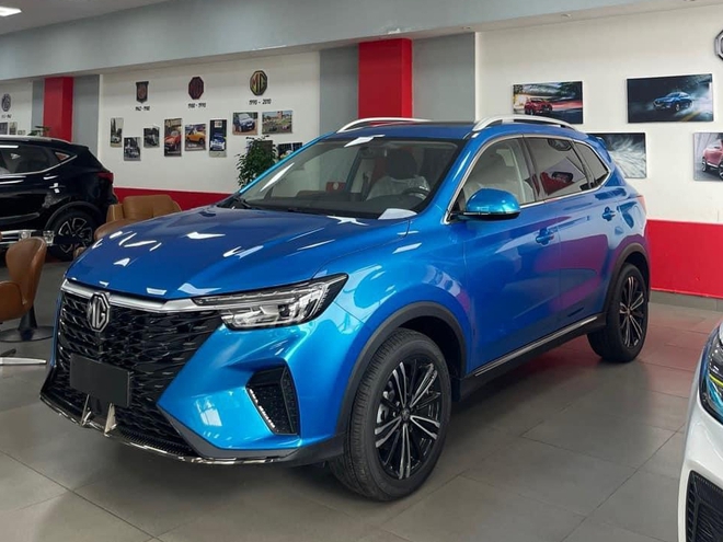 Loạt xe giảm giá trên dưới 200 triệu đồng tại Việt Nam: Phần lớn là SUV, nhiều phân khúc, có cả xe sang và phổ thông - Ảnh 14