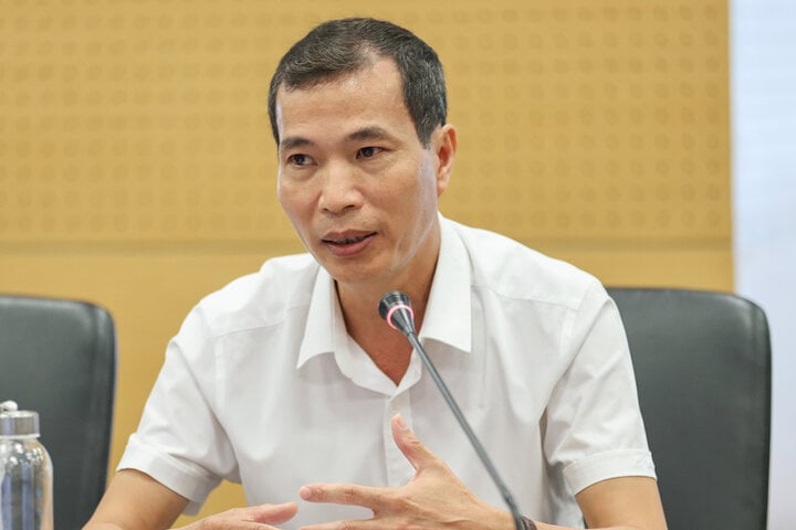 Hỗ trợ 500.000 đồng không đủ để người dân mua smartphone khi tắt sóng 2G - Ảnh 1