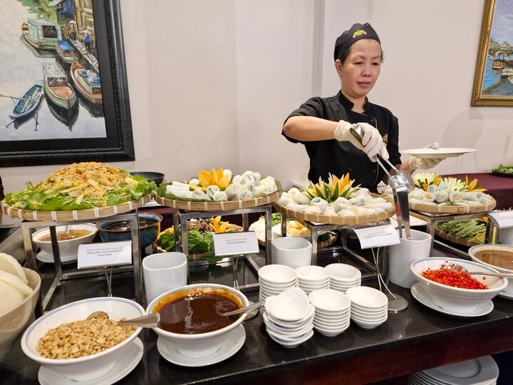 Phải 8 năm nữa, phở Việt Nam mới có thể được UNESCO vinh danh - Ảnh 1