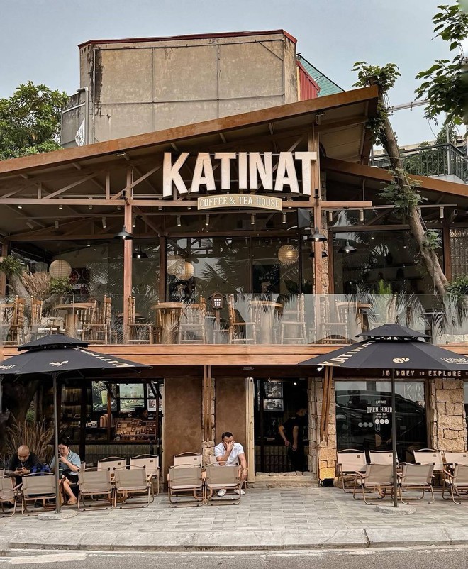 Thực hư 2 brand đồ uống Việt nổi tiếng nhất hiện nay đã về chung nhà, từ slogan đến cách PR cứ na ná nhau? - Ảnh 3