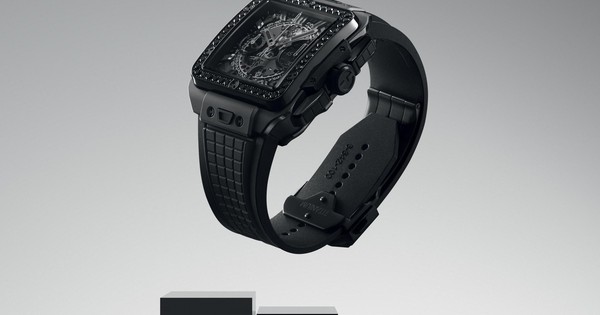 Hublot ra mắt mẫu đồng hồ đính kim cương đen