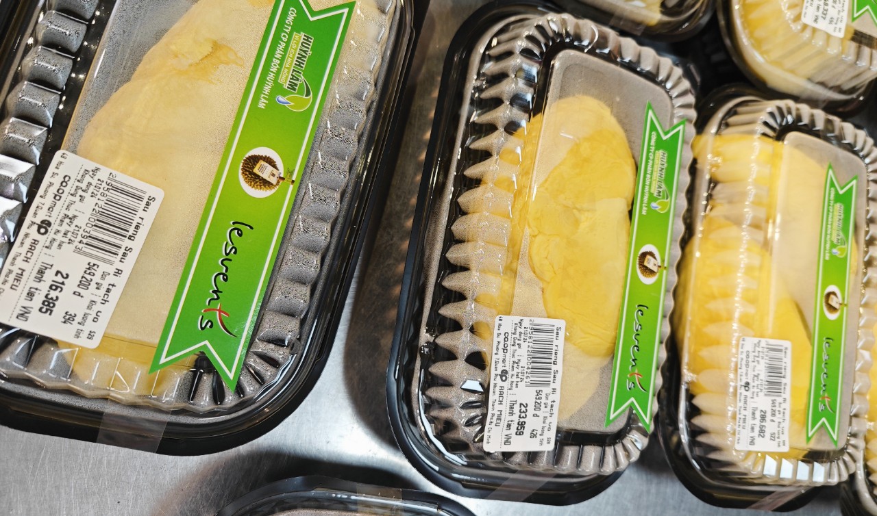 "Hết hồn" với giá 1 múi sầu riêng hơn 200.000 đồng ở siêu thị - Ảnh 2