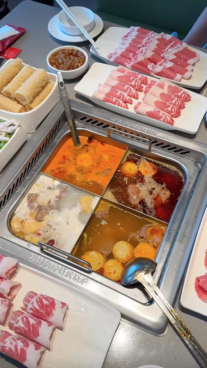 Xôn xao chi nhánh Haidilao có view "đẹp nhất Việt Nam": Ăn lẩu ngay cạnh bờ biển xanh ngắt - Ảnh 4