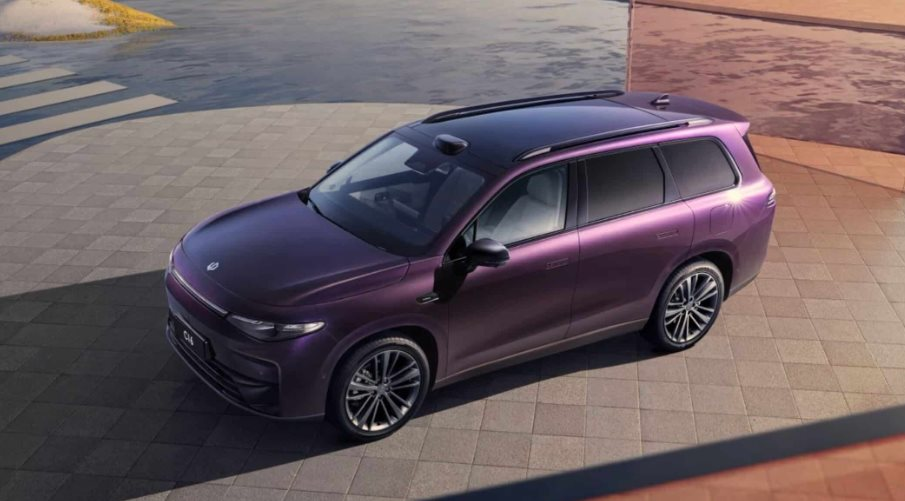 Mẫu xe đầy bình đi một mạch từ Hà Nội đến Quy Nhơn chính thức trình làng: Giá khởi điểm hơn 500 triệu đồng, tiêu thụ xăng chỉ 5,4L/100 km - Ảnh 1