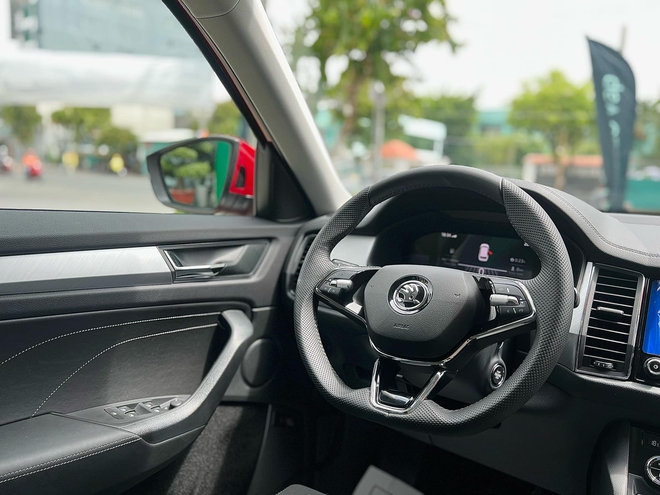 Loạt xe giảm giá trên dưới 200 triệu đồng tại Việt Nam: Phần lớn là SUV, nhiều phân khúc, có cả xe sang và phổ thông - Ảnh 10