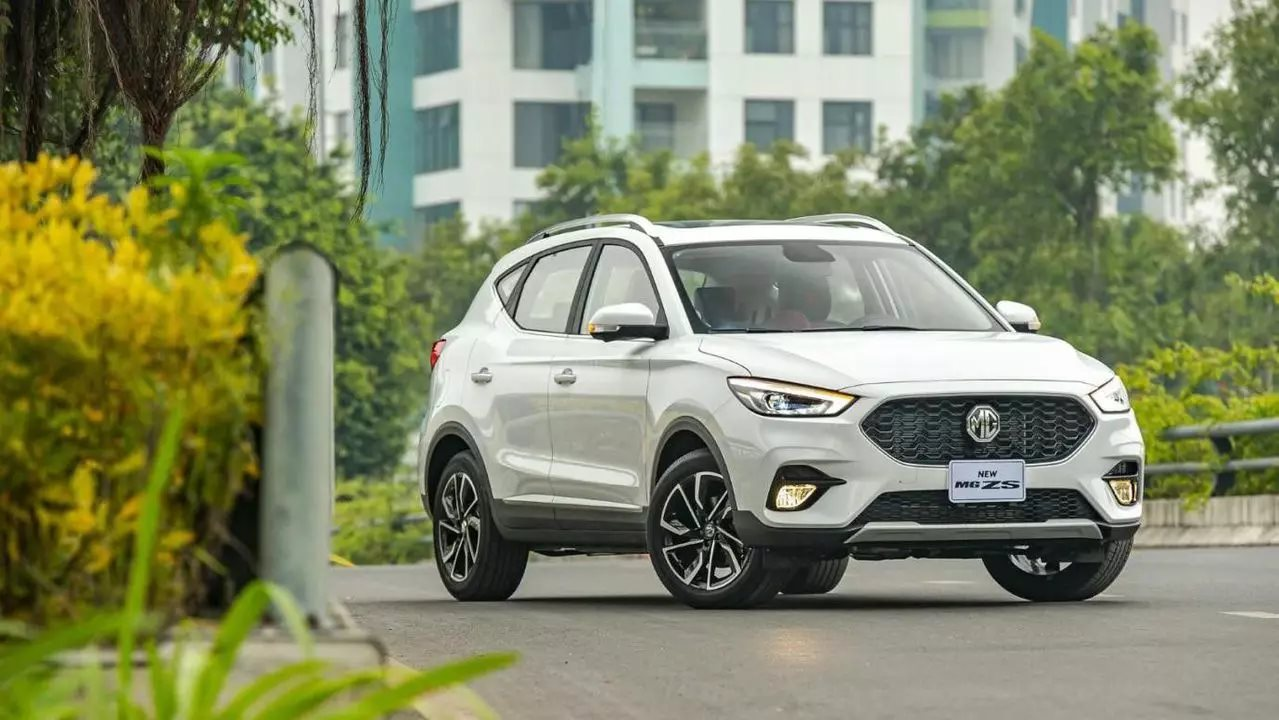 'SUV hạng B rẻ nhất thị trường Việt' bất ngờ giảm đậm 150 triệu đồng, ngang Hyundai Grand i10 - Ảnh 2