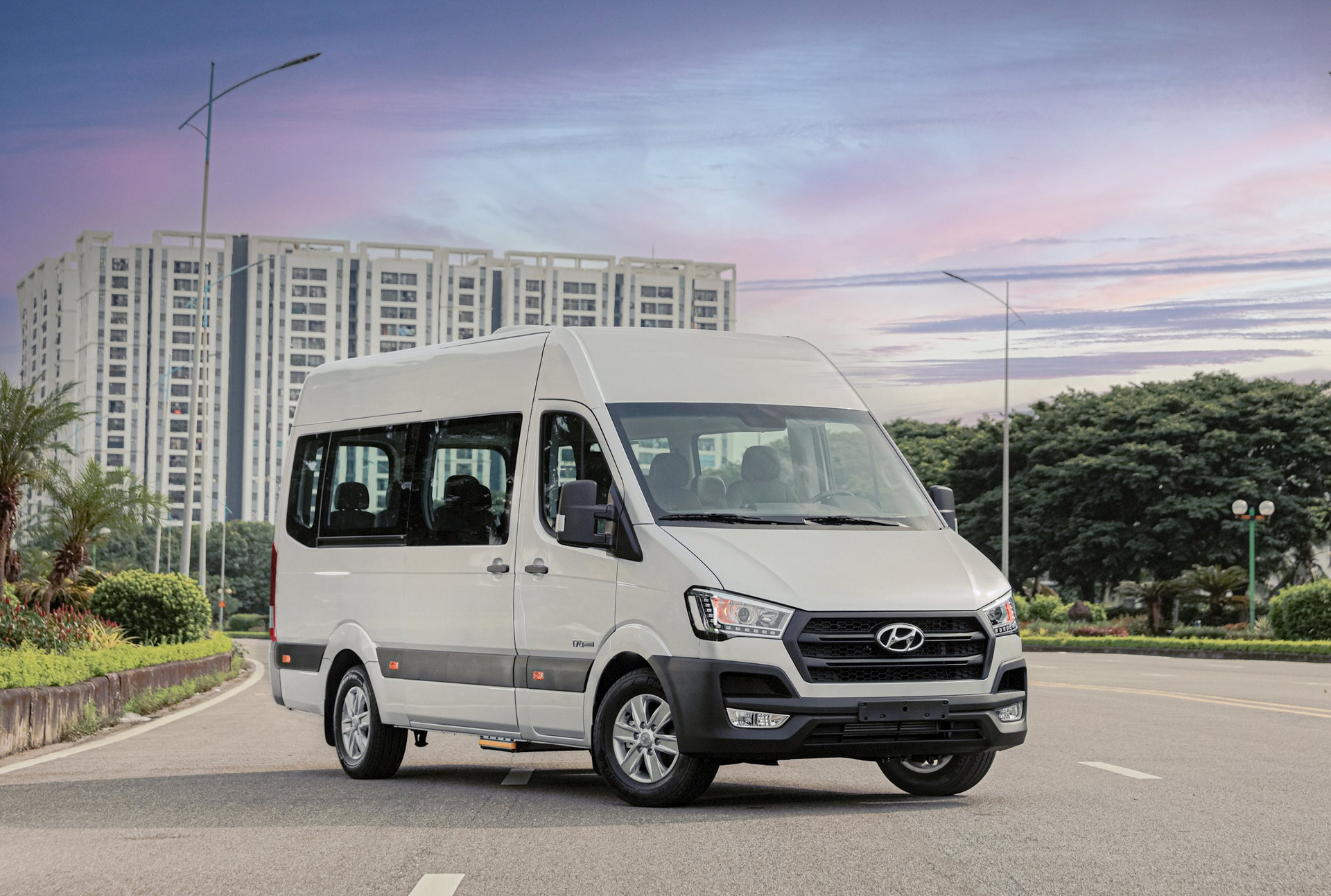 Hyundai Thành Công đưa 3 mẫu xe thương mại chuẩn Euro 5 đầu tiên về Việt Nam - Ảnh 1