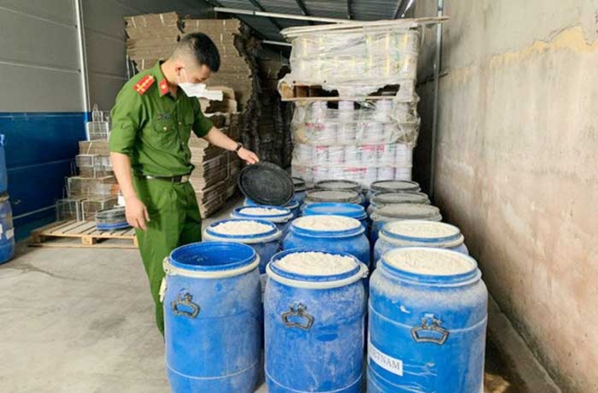 "Sữa cỏ" bán tràn lan, cần lưu ý gì để tránh mua nhầm? - Ảnh 1