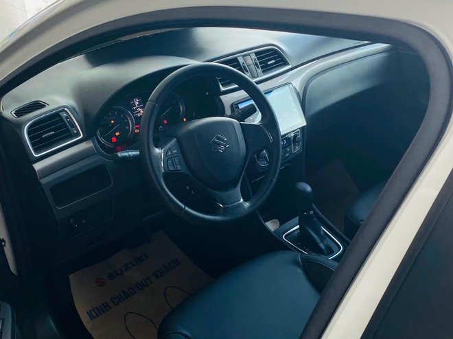 Suzuki Ciaz giảm giá còn 455 triệu tại đại lý: Tiệm cận Accent số sàn, dọn kho lô cuối trước khả năng bị khai tử - Ảnh 5