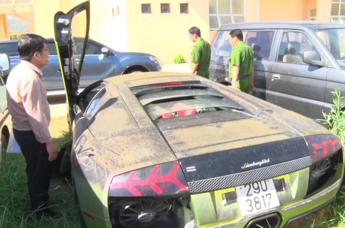 Tiêu hủy xe sang G63 và Lamboghini không nguồn gốc hợp pháp - Ảnh 2