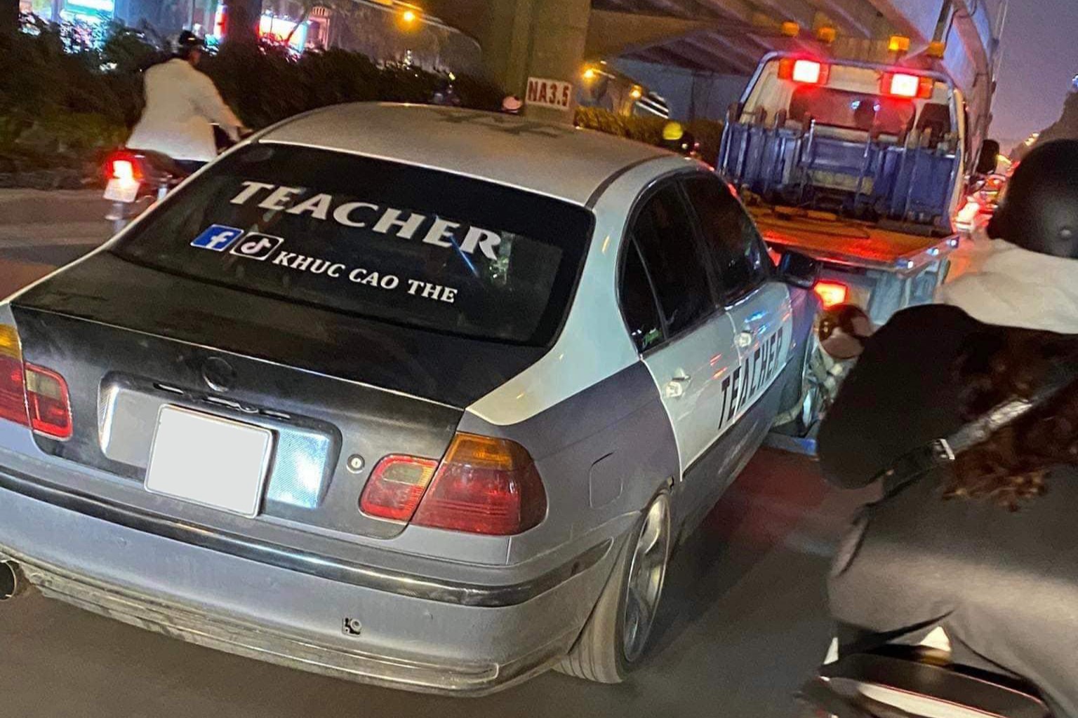 BMW 3-Series càng sửa càng hỏng, dân chơi drift nổi tiếng Việt Nam 'bóc phốt' garage: 'Tốn hơn 200 triệu, may chưa văng máy ra ngoài' - Ảnh 3