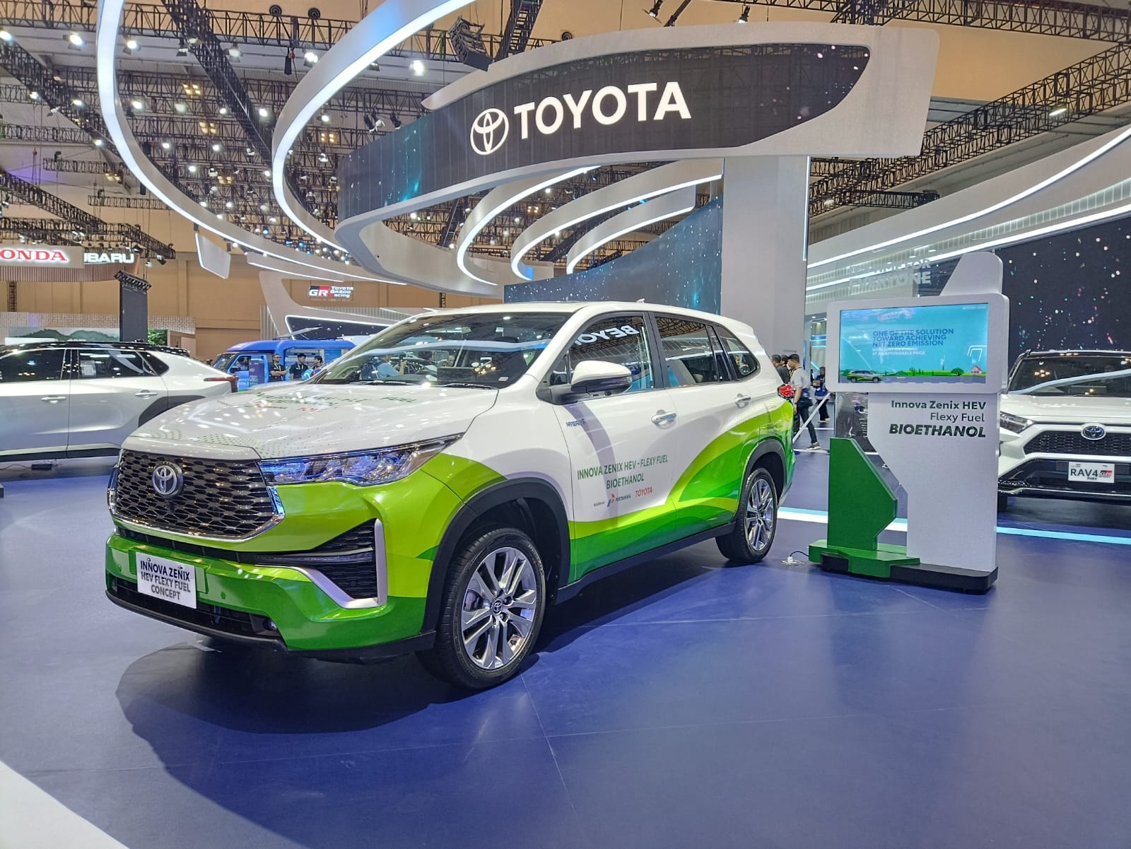 Toyota Innova thêm bản mới tại ĐNÁ, chuyên gia đánh giá ‘tăng tốc đã, sướng như xe điện’ nhưng người Việt sẽ khó chọn mua vì 1 lý do - Ảnh 1