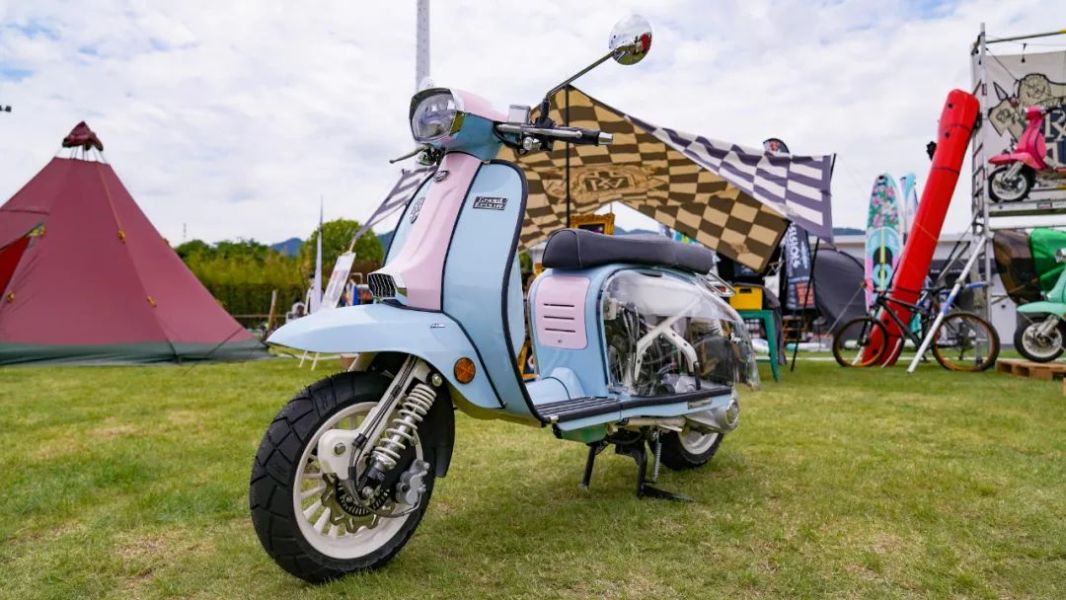 Xe ga 150cc mới đẹp hơn Vespa, vỏ trong suốt, ABS 2 kênh ngang ngửa Honda SH, giá bán thế nào? - Ảnh 2