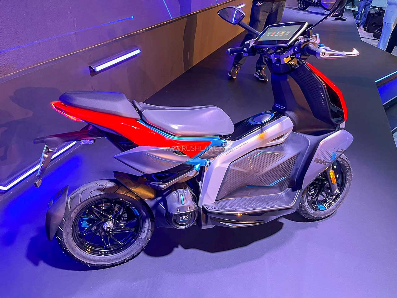 Hãng xe máy vừa vào Việt Nam sắp trình làng mẫu tay ga điện mới: thiết kế đến từ tương lai, trang bị xịn xò 'ăn đứt' Honda SH, Air Blade - Ảnh 5