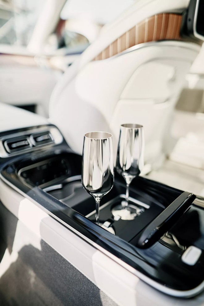 Khám phá sedan siêu sang Mercedes-Maybach S680 độc bản: Lấy cảm hứng từ du thuyền, chỉ 1 xe toàn thế giới, giá bán không được tiết lộ - Ảnh 5