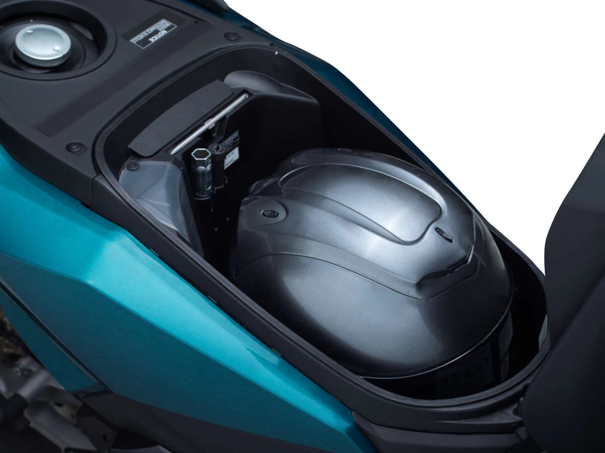 Honda Vario 160 2024 có thêm hai màu sắc mới, giá tăng gần 3 triệu đồng - Ảnh 9