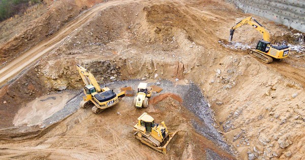 Vụ buôn lậu đất hiếm và Hệ sinh thái của Thái Dương Group