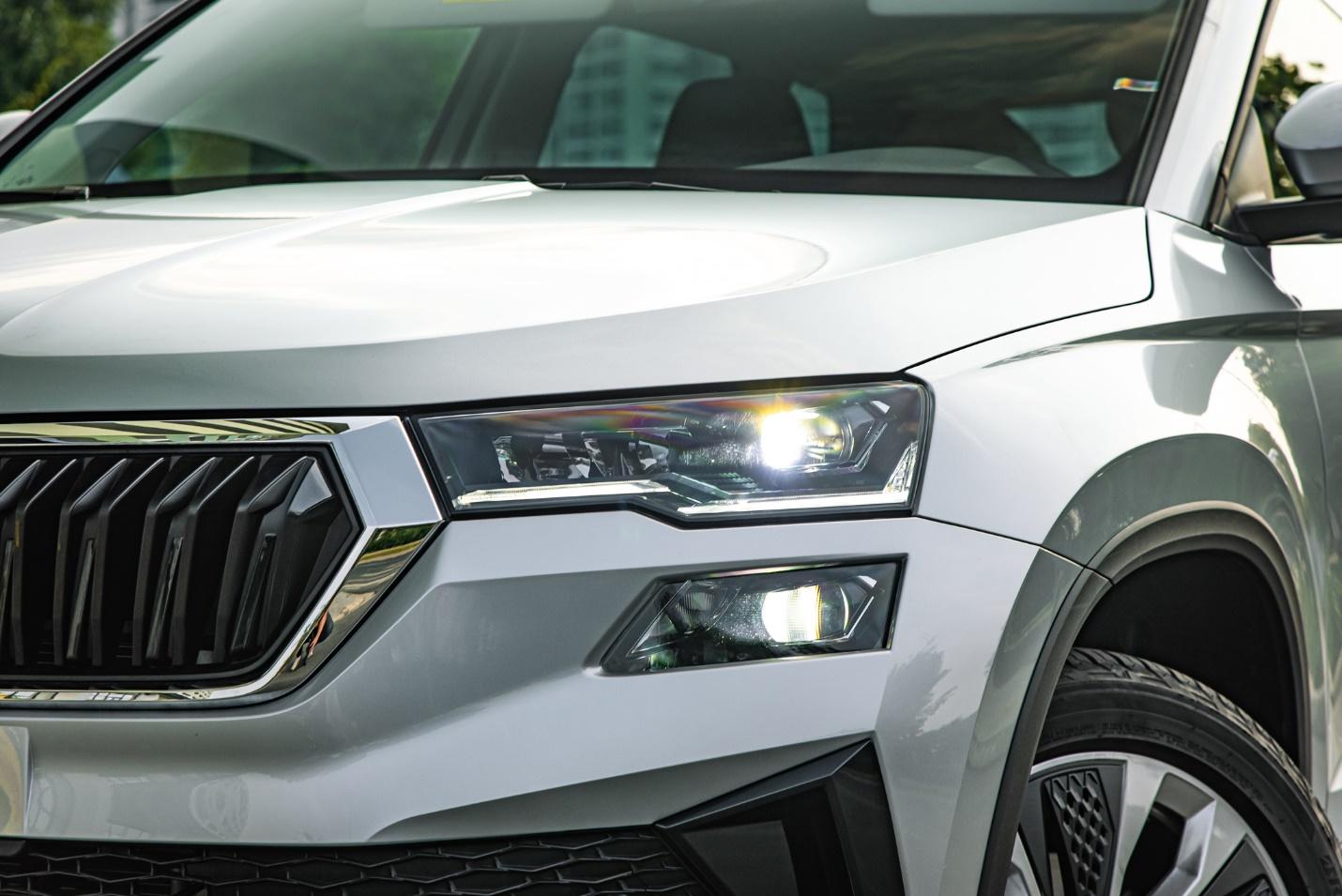 Skoda Karoq – SUV cỡ C nhập khẩu nguyên chiếc giá dưới 1 tỷ - Ảnh 4