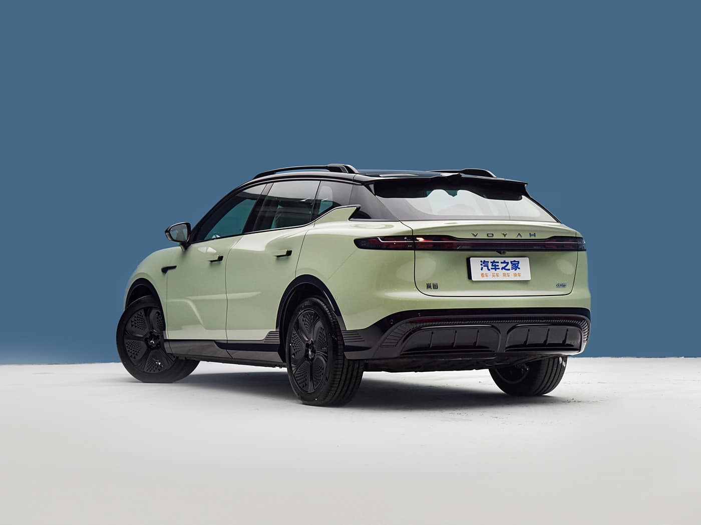 "Ông trùm" xe tải tại Việt Nam ra mắt SUV ngang cỡ Hyundai Santa Fe, đi Hà Nội - Quảng Ngãi chỉ trong một lần sạc - Ảnh 3