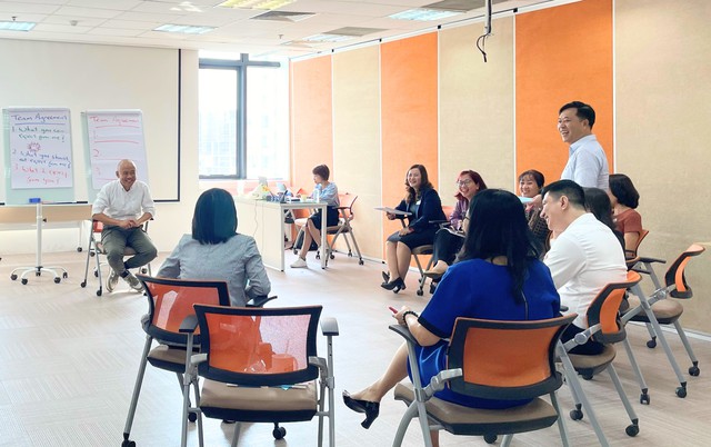 Hanwha Life Việt Nam 3 năm liền là “Nơi làm việc tốt nhất châu Á” - Ảnh 1