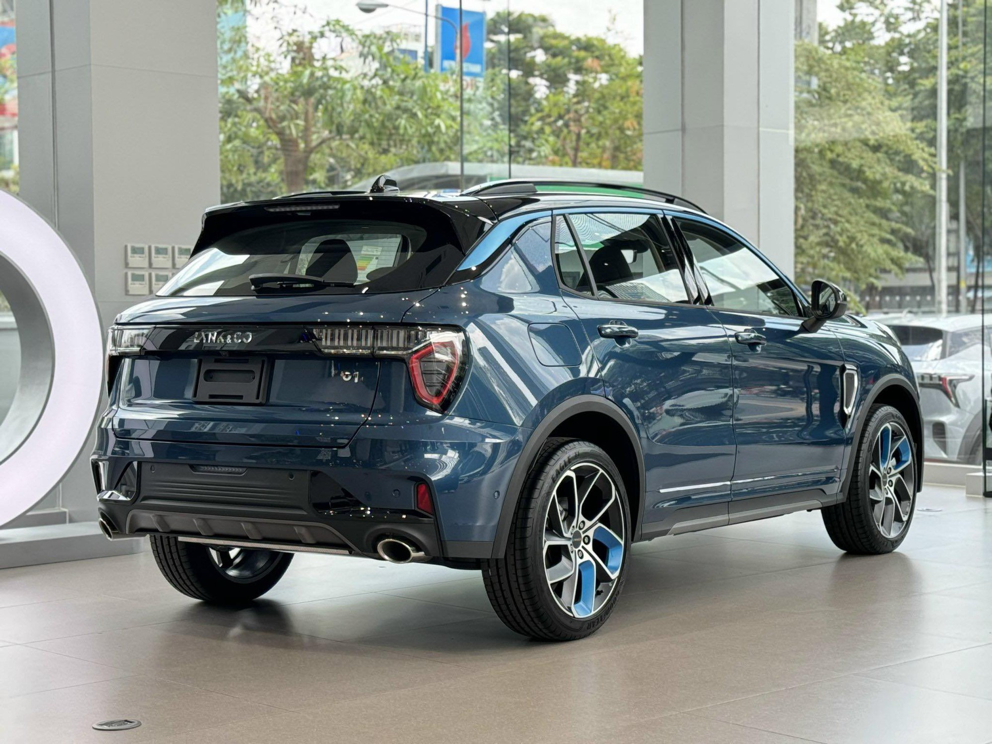 Lynk & Co 01 bản 'full option' giá 1,1 tỷ về đại lý: Thêm nhiều công nghệ an toàn đấu CX-5, CR-V - Ảnh 15