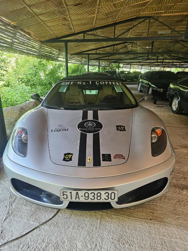 Loạt Ferrari của ông Đặng Lê Nguyên Vũ lộ ảnh lên tem chuẩn bị tham gia Gumball 3000, CĐM nhận xét: 'Vẫn thiếu nhiều siêu phẩm' - Ảnh 5