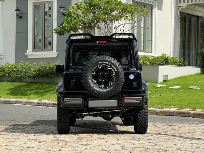 Suzuki Jimny mới lăn bánh 500km rao bán 1,4 tỷ đồng: Đắt gấp rưỡi xe mới, người bán cho biết riêng tiền độ hết 500 triệu - Ảnh 3