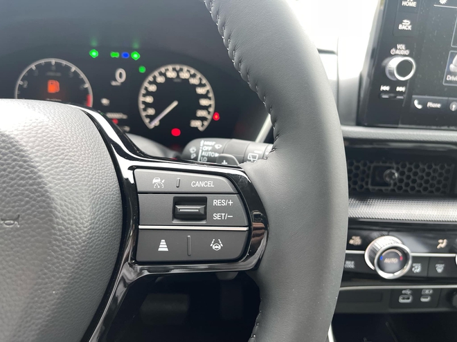 Honda CR-V giảm giá đến 100 triệu tại đại lý: Bản ‘base’ còn từ 1 tỷ đồng, vẫn đắt hơn CX-5 bản cao cấp nhất - Ảnh 5