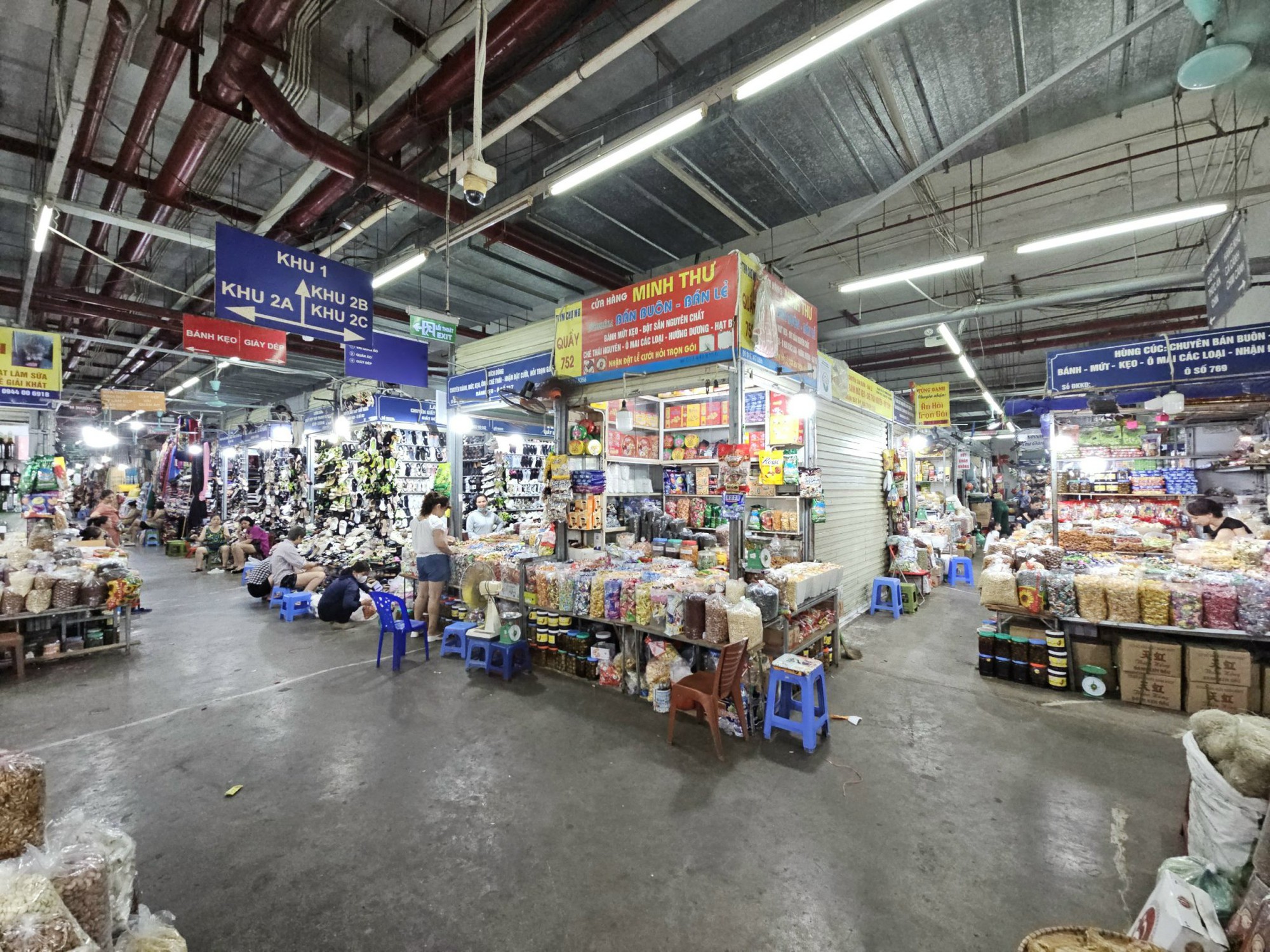 Hắt hiu chợ truyền thống Hà Nội - Ảnh 5