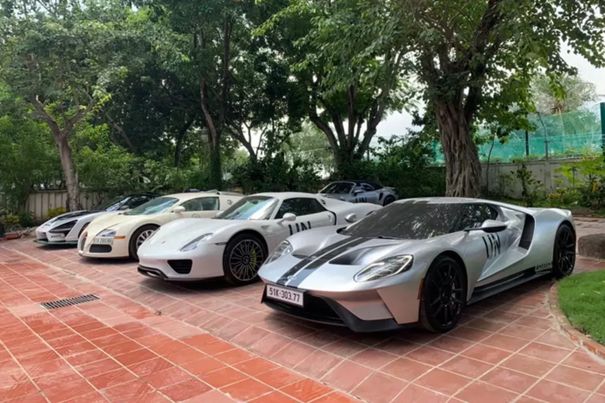 Loạt Ferrari của ông Đặng Lê Nguyên Vũ lộ ảnh lên tem chuẩn bị tham gia Gumball 3000, CĐM nhận xét: 'Vẫn thiếu nhiều siêu phẩm' - Ảnh 12