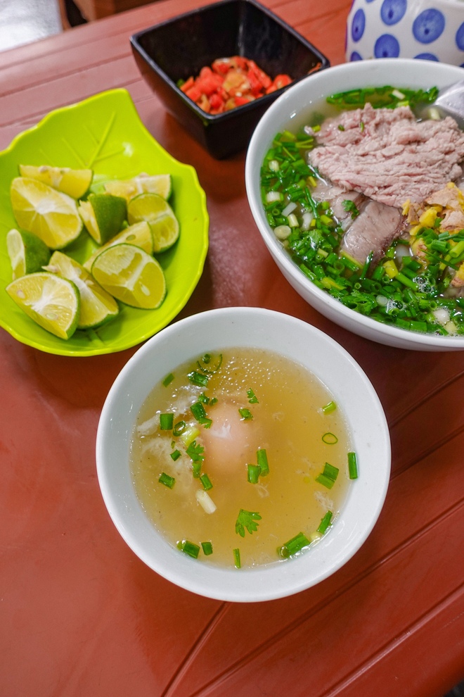 Hàng phở Nam Định bán 600 bát/ngày: Nhà 4 đời làm nghề, tồn tại ở Hà Nội nhưng vẫn giữ nét phở Cồ - Ảnh 5