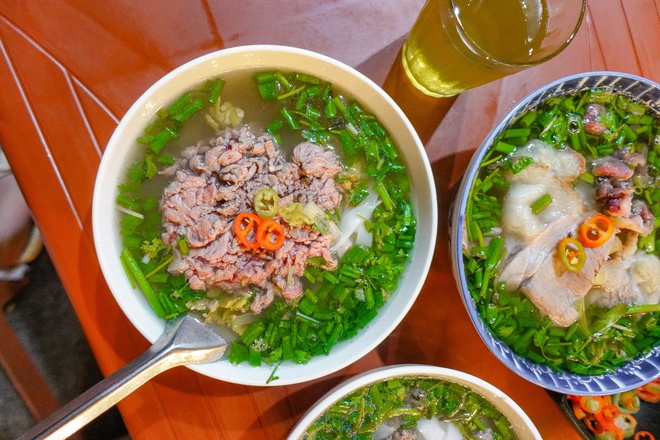 Hàng phở Nam Định bán 600 bát/ngày: Nhà 4 đời làm nghề, tồn tại ở Hà Nội nhưng vẫn giữ nét phở Cồ - Ảnh 9