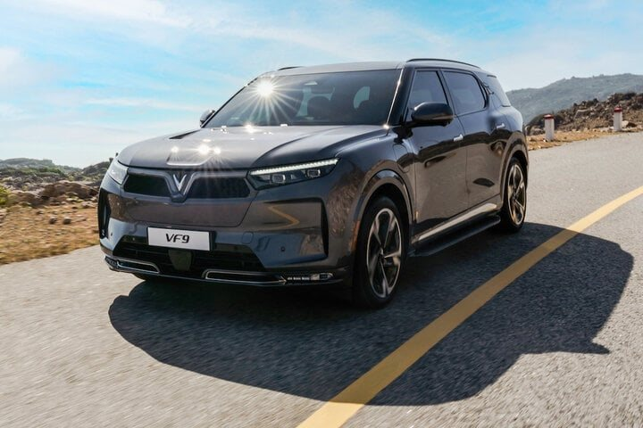 VinFast tung loạt ưu đãi lớn cho VF 9 và VF 7, cao nhất tới 120 triệu đồng - Ảnh 2