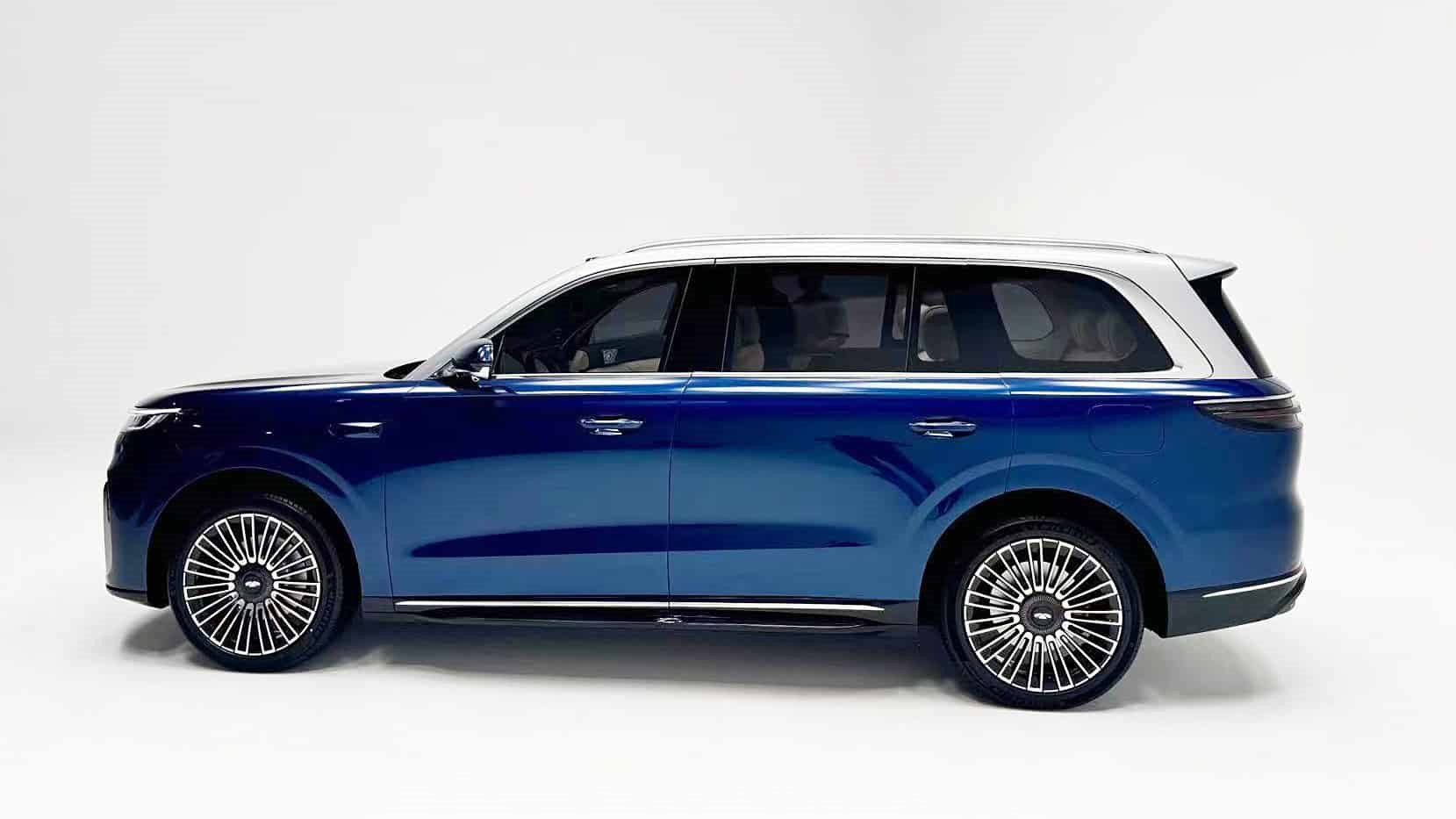 Hãng xe xây nhà máy 20.000 tỷ tại Việt Nam trình làng SUV mới: bản sao Range Rover, phạm vi di chuyển 1.400 km - Ảnh 2
