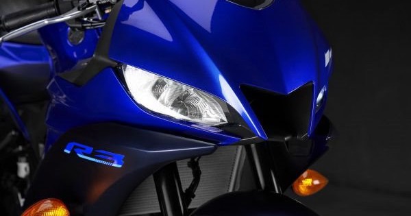 Chưa từng có trong lịch sử: "Vua côn tay" 321cc của Yamaha giảm đậm gần 44 triệu đồng