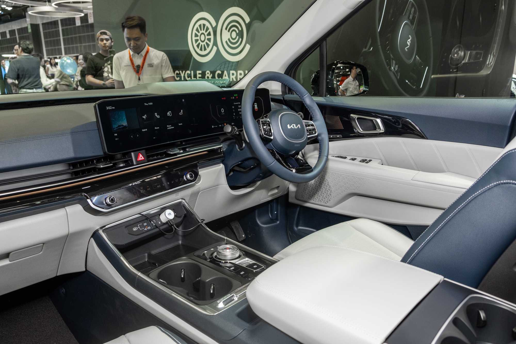 Kia Carnival 2024 nhận cọc tại đại lý: Ra mắt tháng 10, ngoại hình mới, dễ thêm động cơ hybrid cạnh tranh Viloran - Ảnh 9