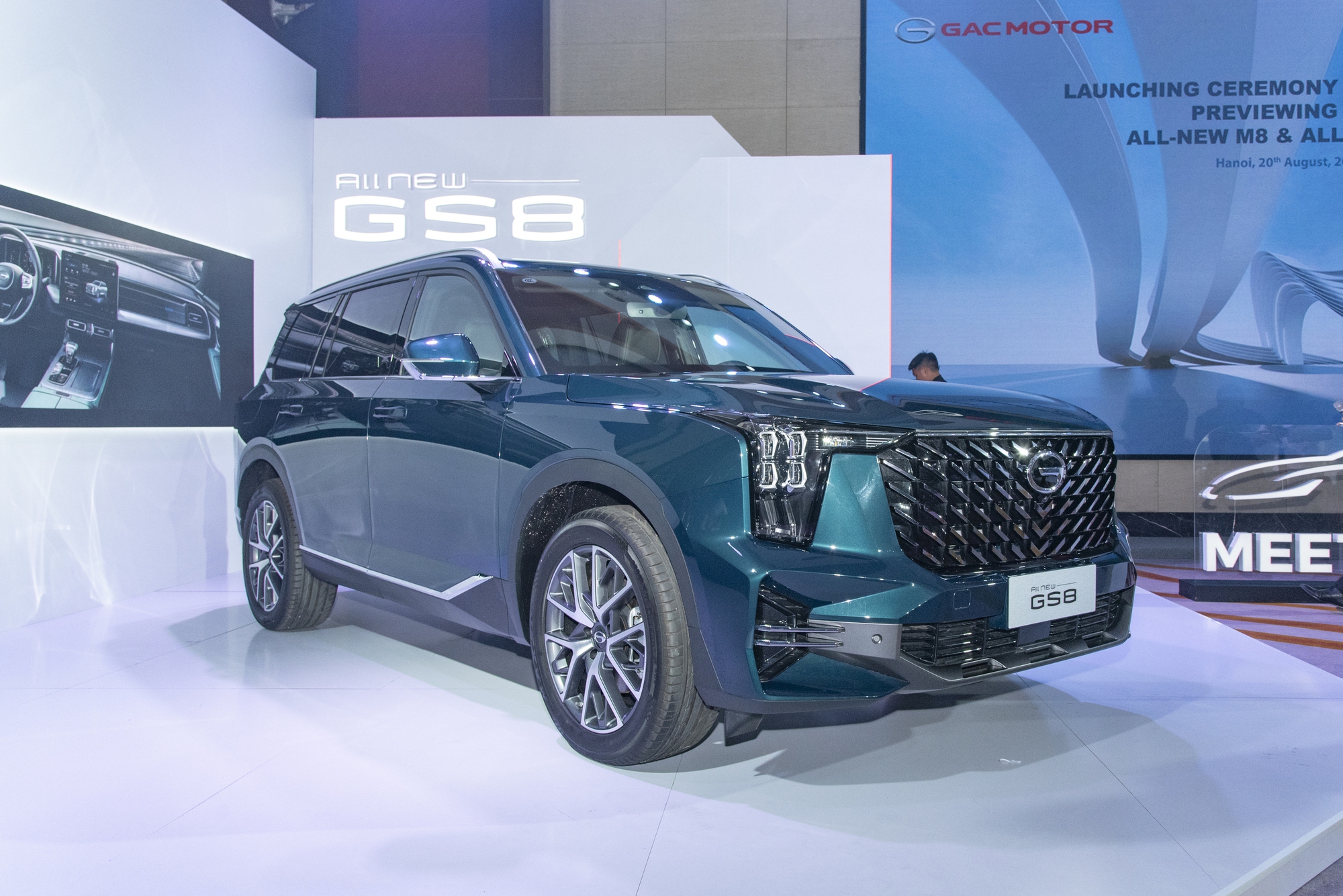 GAC GS8 giá từ 1,269 tỷ đồng, chung khung gầm Land Crusier Prado, cạnh tranh bằng động cơ 248 mã lực và ADAS - Ảnh 1