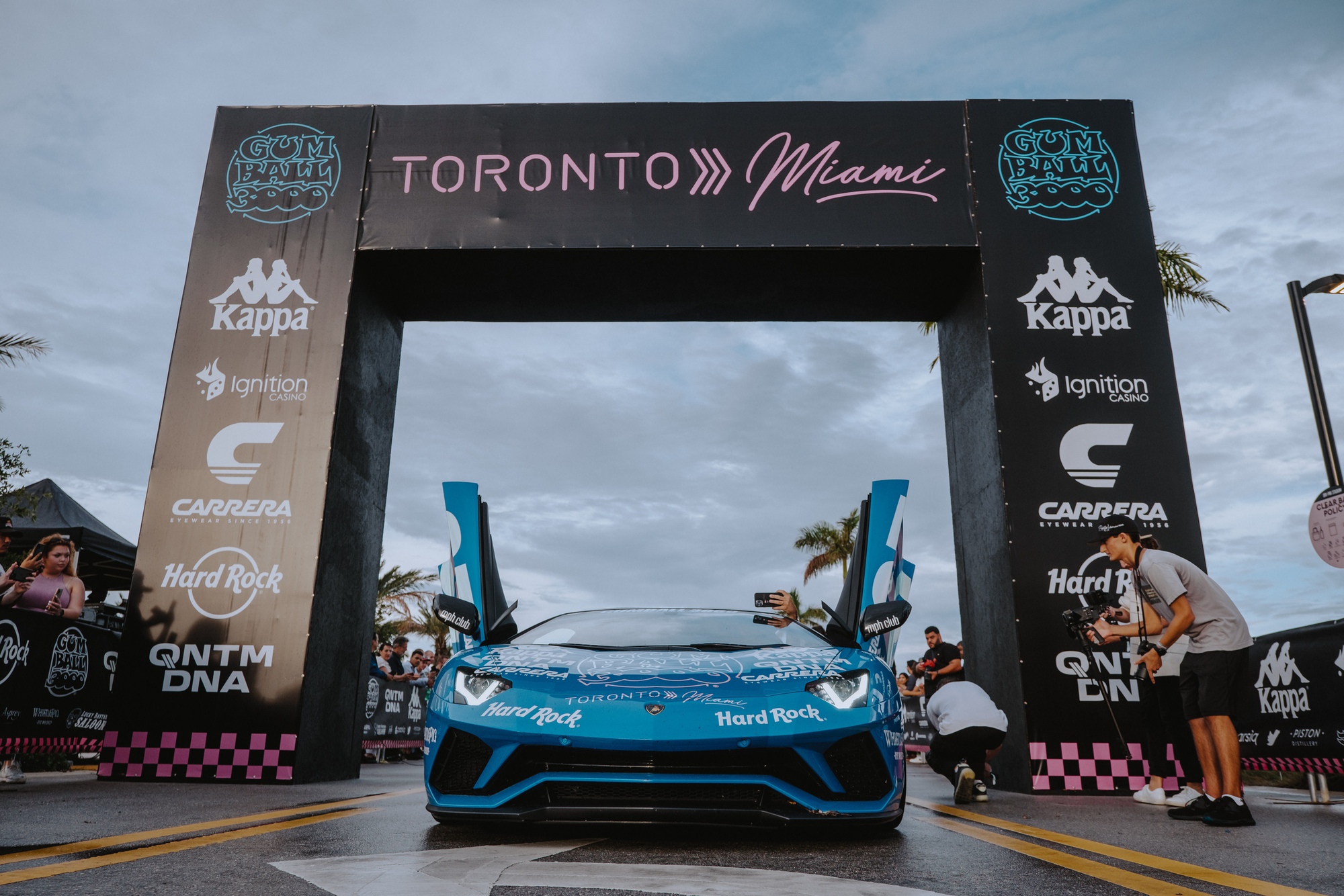 Gumball 3000 hé lộ hành trình chính thức tại Việt Nam: Đi từ 14/9, có cả cựu cầu thủ nổi tiếng của MU góp mặt - Ảnh 1