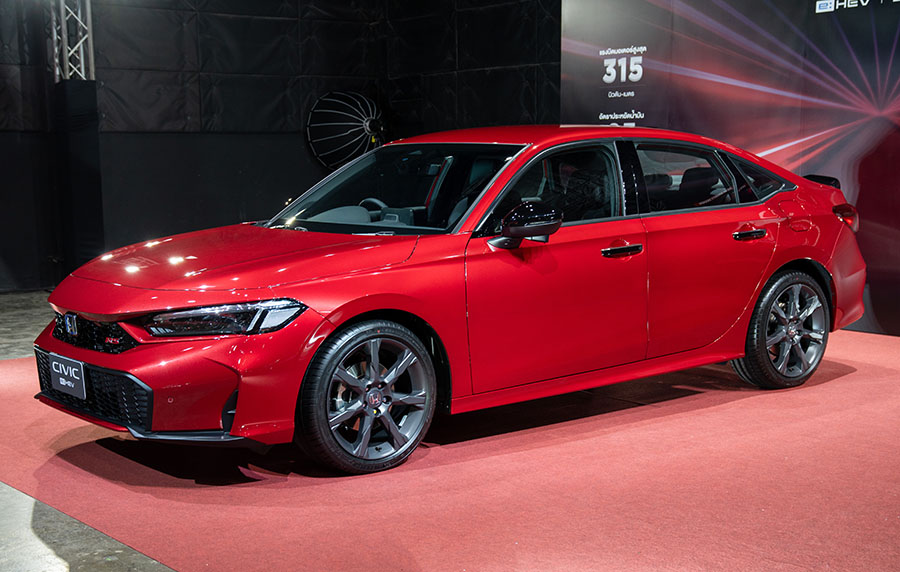 Honda Civic 2025 nhận cọc tại Việt Nam: 3 bản, thiết kế mới, thêm động cơ hybrid cạnh tranh Corolla Altis - Ảnh 1